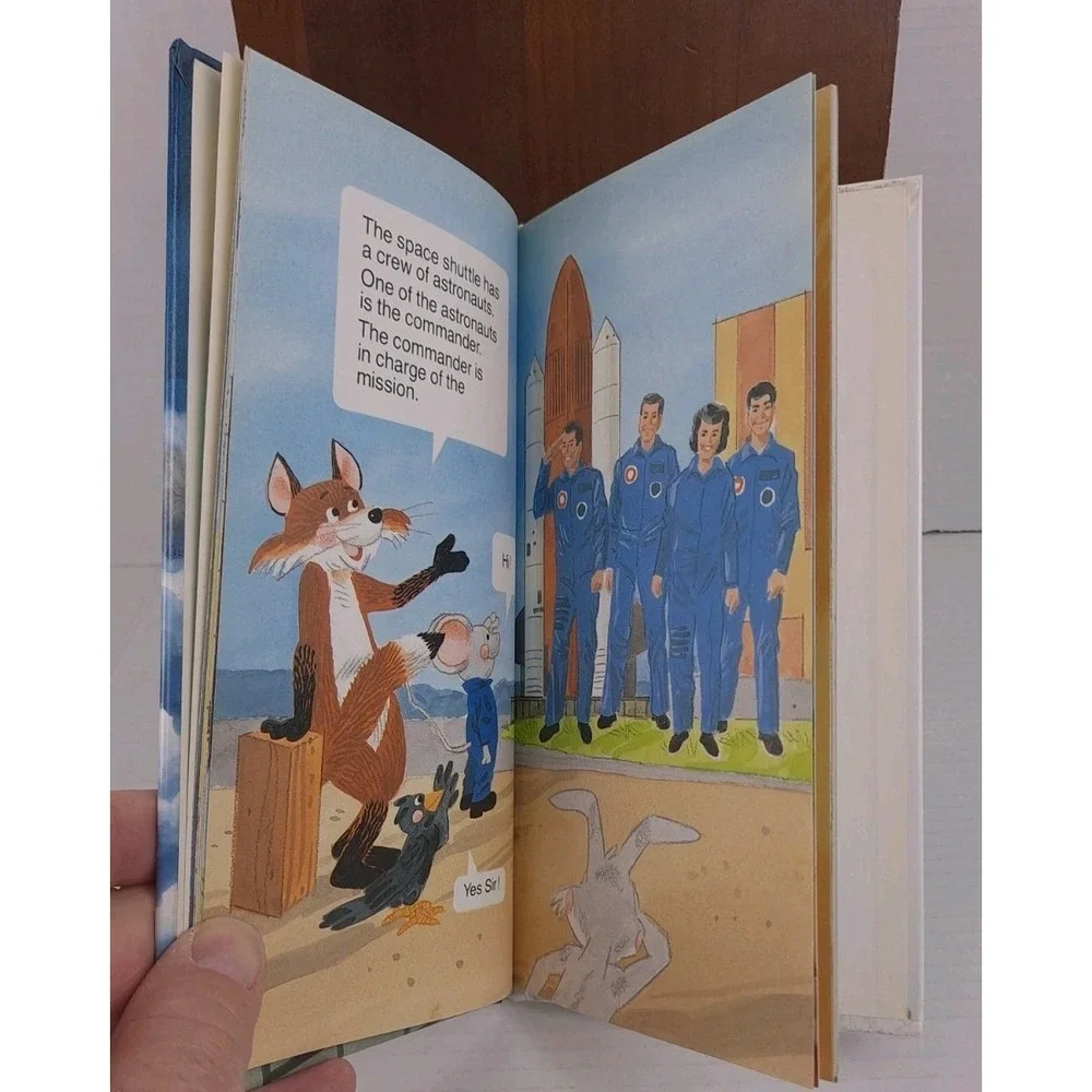What Is A‎ Space Shuttle? A Just Ask Book Hardback STEM Education Science Space